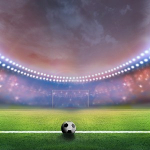 开云竞猜官网-裁判争议再现：某场比赛的判罚引发轩然大波，裁判参与比赛